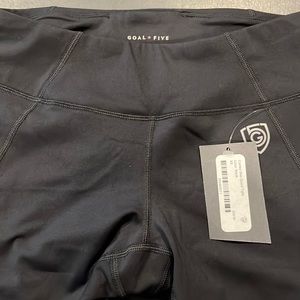 Goal Five Soccer Shin Guard Tight Size XS NWT